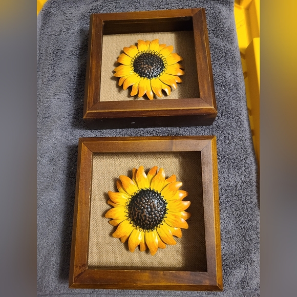 croft & barrow Other - Croft and Barrow Sunflower Wall Decor - 2
